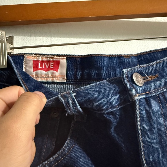 Vintage Bootleg Levi's Men's Dark Blue Straight-Leg Denim Jeans - Picture 4 of 7